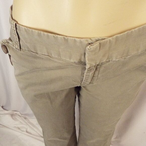 Merino Women's low rise flat front khaki pants w 3 button design front pockets - Picture 5 of 6